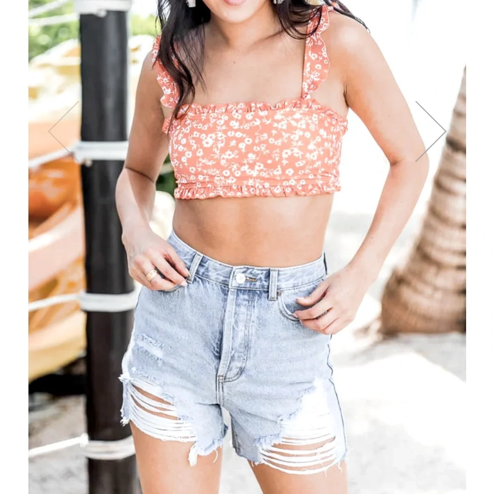 Denim High Wasted Shorts. NWOT. Just received too small. - Picture 4 of 7